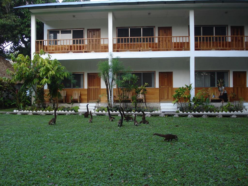 Hotel Jaguar Inn Tikal Habitación foto