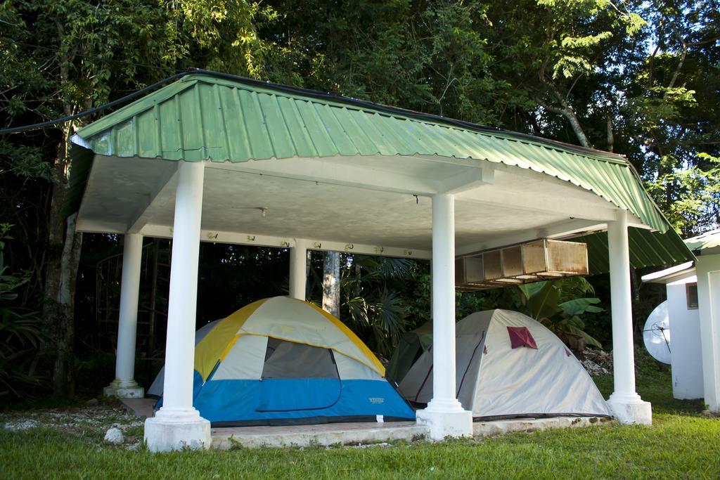 Hotel Jaguar Inn Tikal Exterior foto